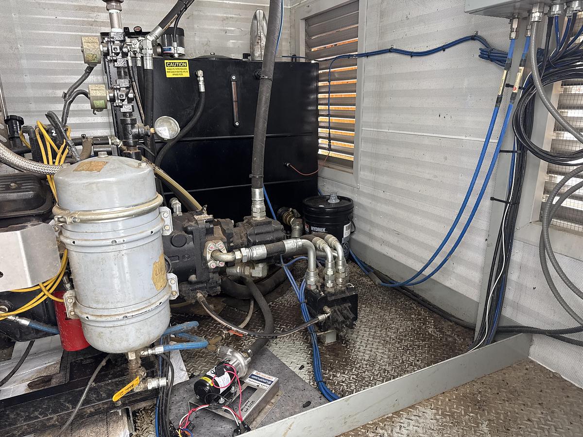 Used Zedi SJ6000 Tandem Gas Pump Jack Artificial Lift System