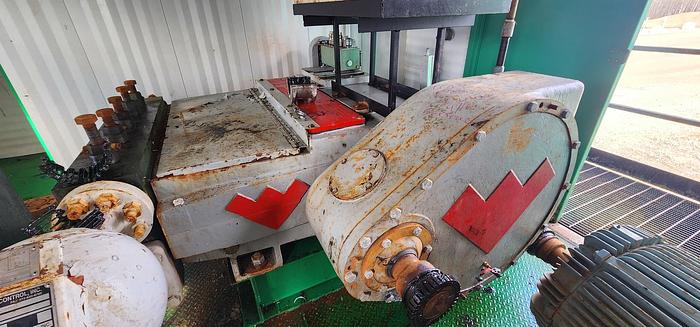 Used 2014 Weatherford WS 300 Quintuplex Pump Package