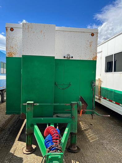 Used Trailer Shack 4