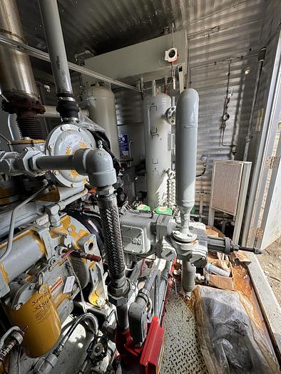 Used 17. Compressor Package - Cat G3304