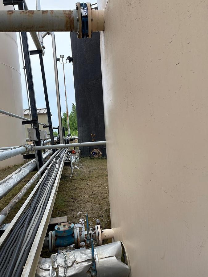 Used 2001 GLM 2500 BBL Tanks