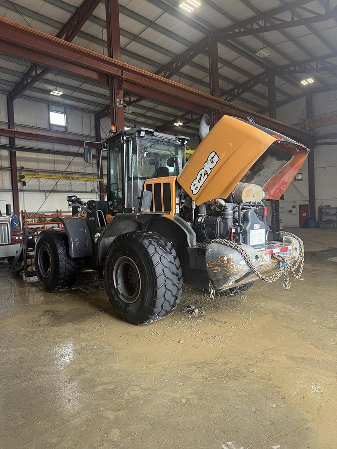 Used 2019 CASE 821G