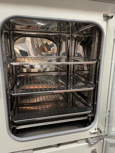 Used Nuaire NU-8700 Autoflow IR Water-Jacketed CO2 Dual Stacked Incubator