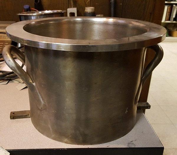 Used 2 GALLON ROSS MIX CAN – S/S – VACUUM