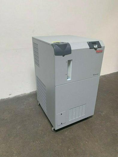Used Thermo Scientific ThermoFlex 10000 Recirculating Chiller +5°C to +35°C 200-230 V