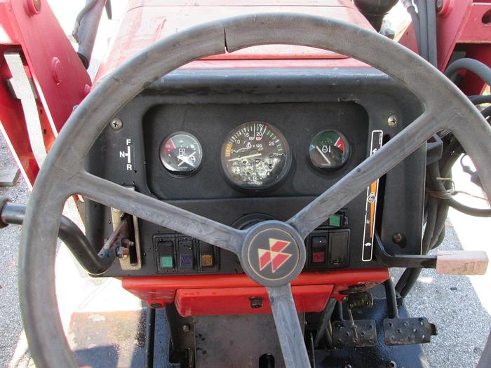 Used 2004 Massey Ferguson 471