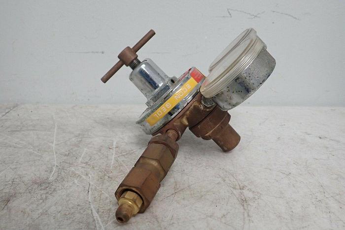 Used Matheson 8-580 Twin Gauge Gas Regulator