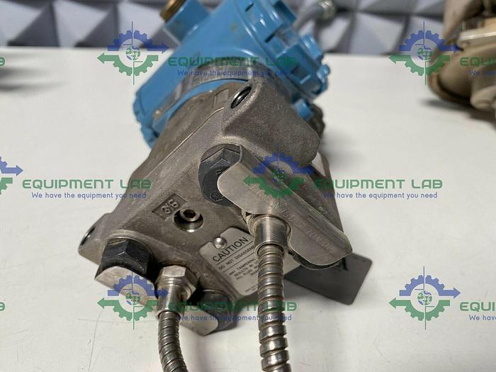 Used Rosemount Pressure Transmitter 3051 CD2A22A1AS2B4E5Q4 w/ Stainless Steel Vessels