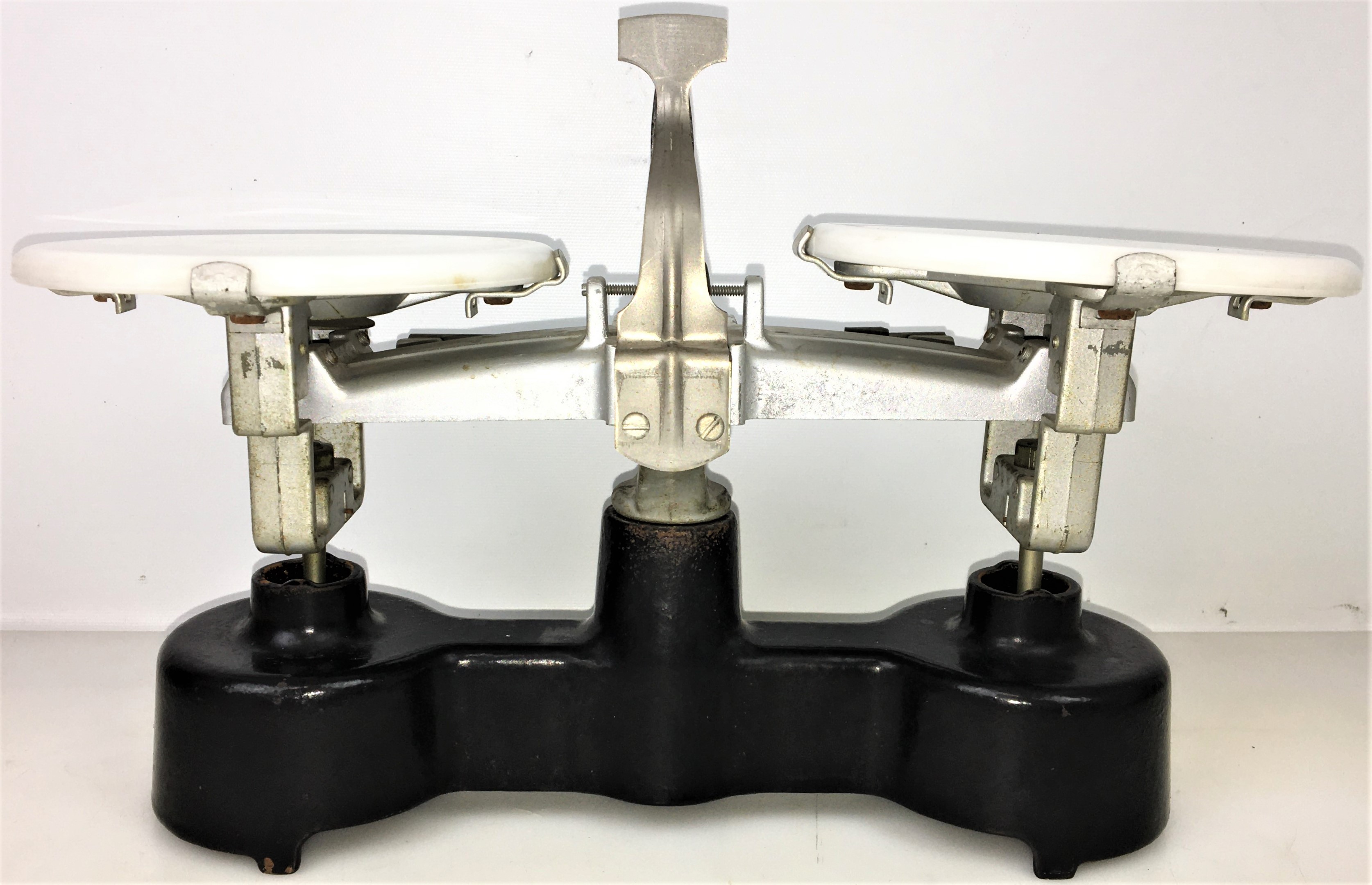 Used Cenco Mechanical Beam Balance - 10g