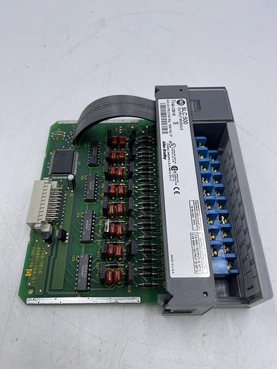Used Allen-Bradley 1746-OB16 Ser D