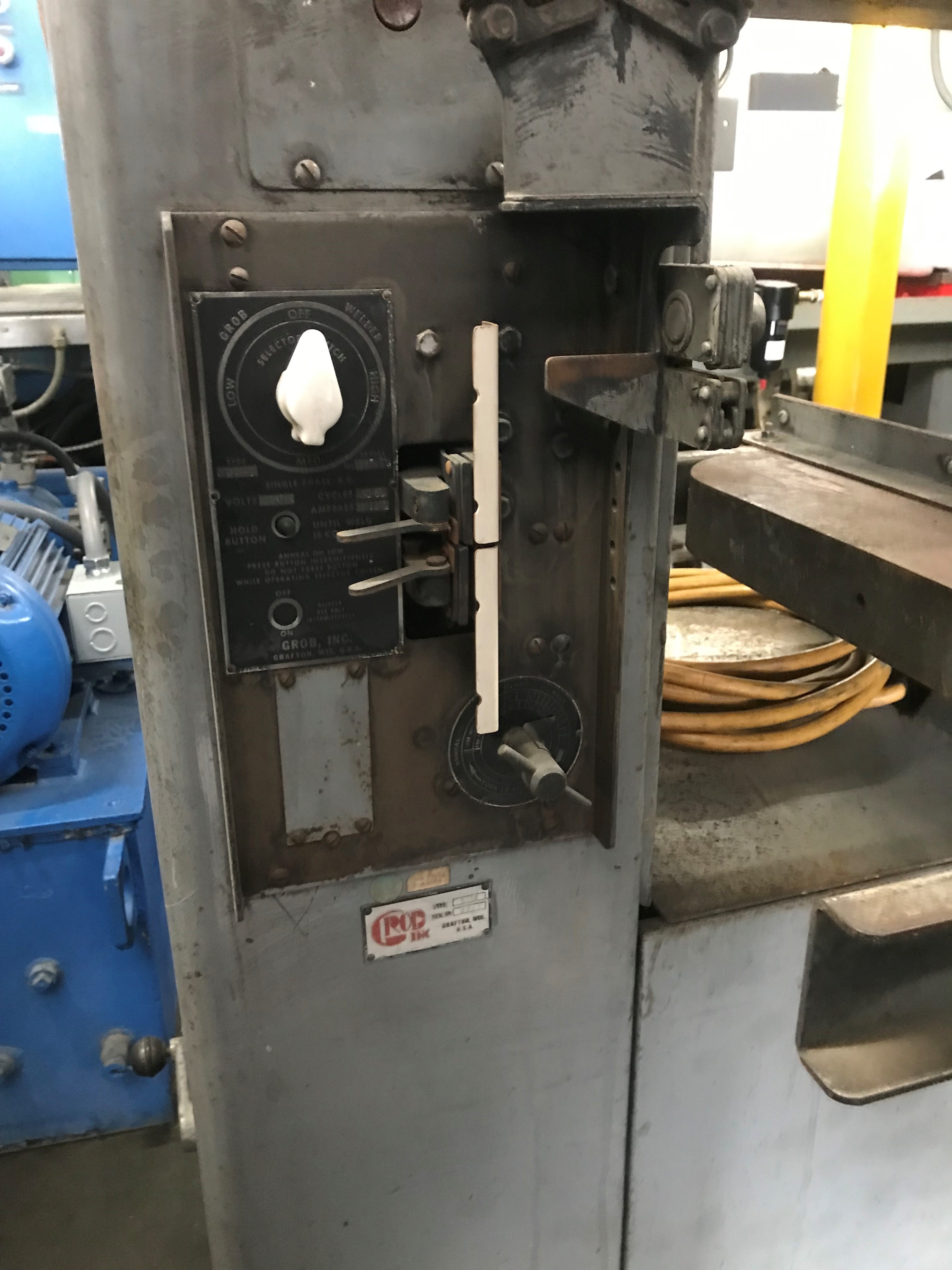 Used Sold Grob NS18 Vertical Band Saw 18" 6384 1 at Wheeler Machinery