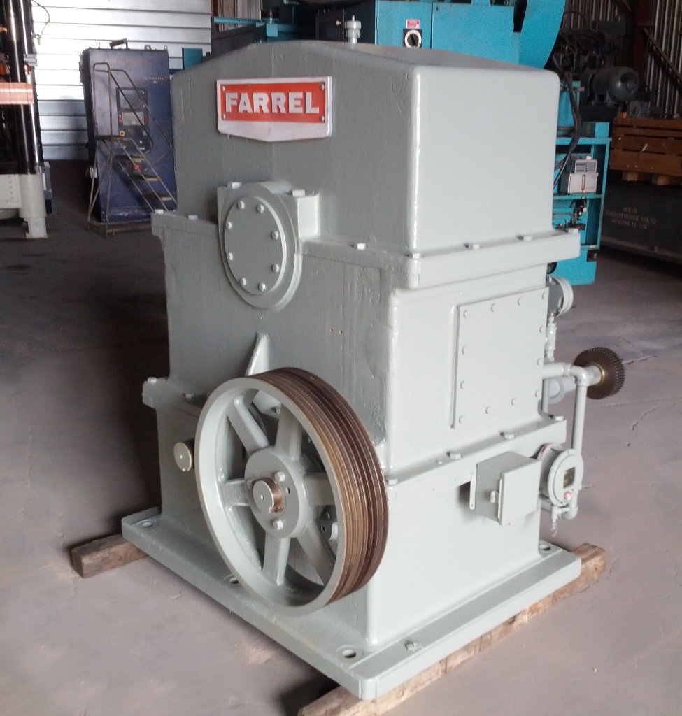 Used 50"/63" x 376" FARREL Model 69 A 4895 TRAVELING-HEAD ROLL GRINDER