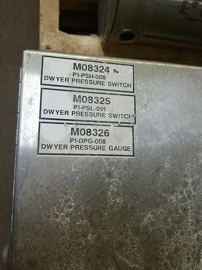 Used DWYER 46360, Dwyer 1823-2