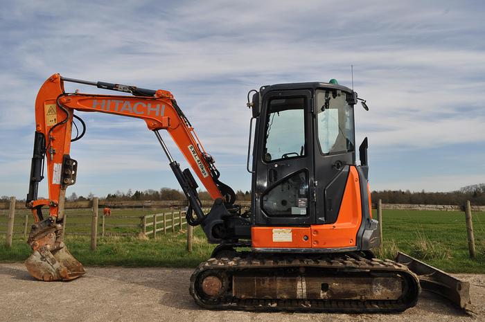Used 2015 HITACHI ZX48U-5a