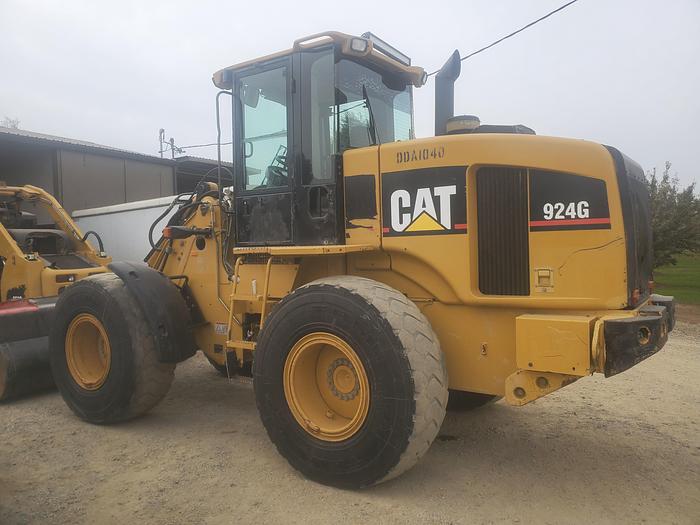 Used 2004 CAT 924G