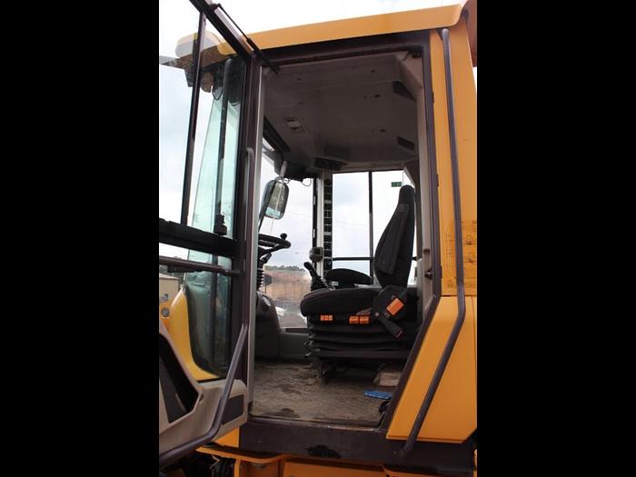 Used 2015 Volvo L70G