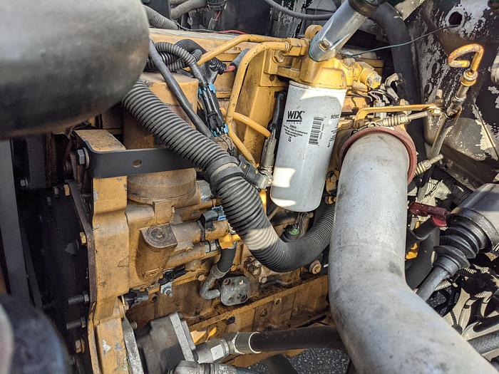 Used UNDER CDL!!! 2001 gmc 6500 Posi plus 800-40 cable placer bucket truck!! Super clean! UNDER CDL!!!