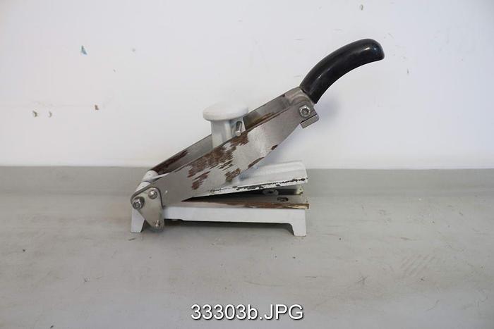 Used Thwing Albert 2.5x6" Sample Cutter #33303
