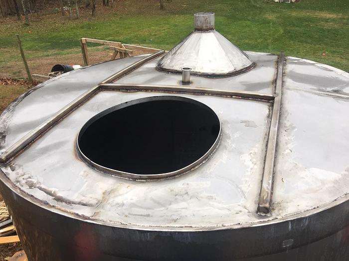 Used Tank, 1,000 Gallon, S/st, Jkt, 70" x 106" #A742580