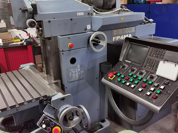 Gebraucht 1989 CNC Werkzeugfräsmaschine - Universal DECKEL FP 4 MA
