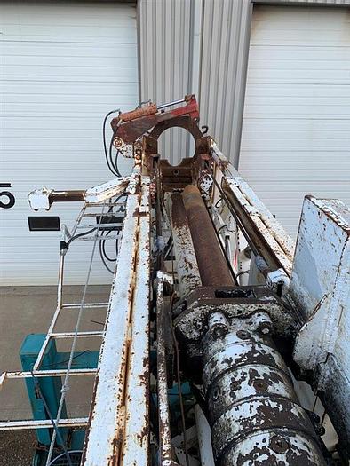 Refurbished 2004 International UDR 1500 Range III Drill Rig