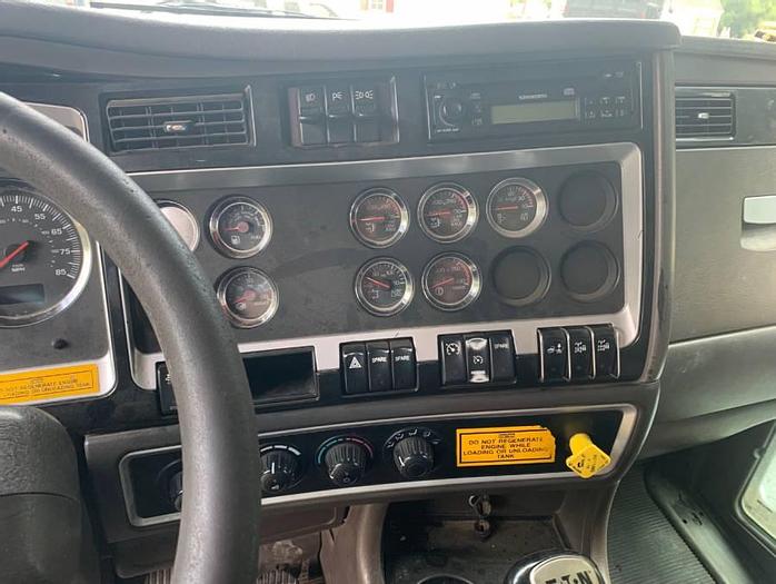 Used 2008 Kenworth T800 Grapple Truck/dump bed
