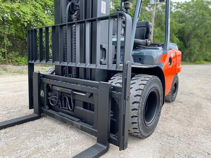 Used 2015 TOYOTA 8FD45U