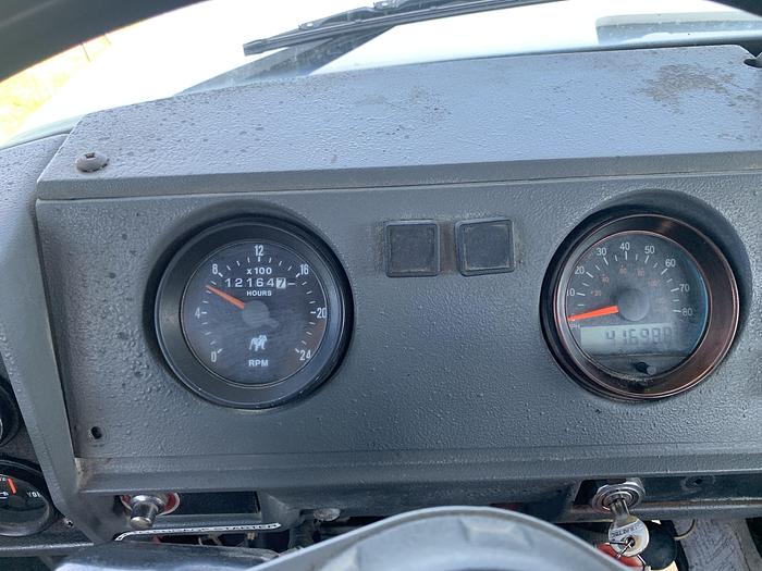 Used 2003 MACK CV 713