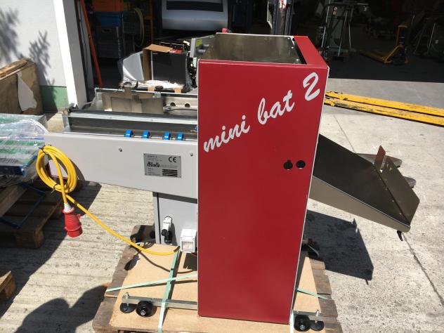 Used Petratto Mini BAT 2 automatic beam creasing 2009