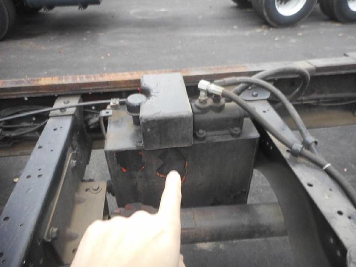 Used 18ft. Omaha Standard Dumping flatbed