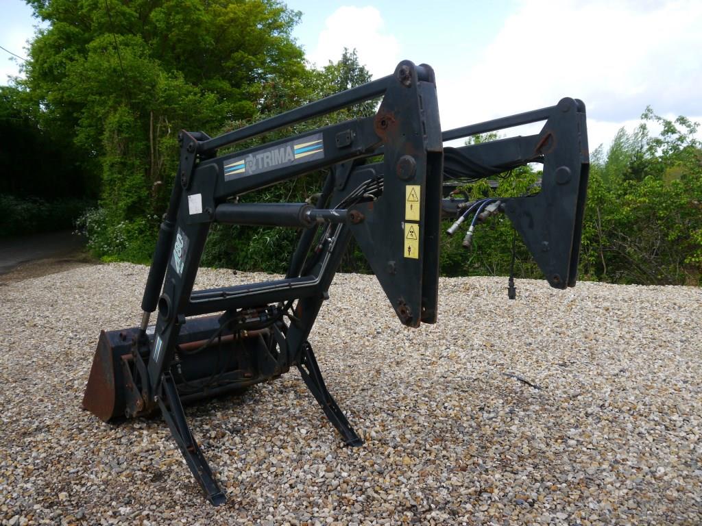 Used Trima 480 Professional Loader