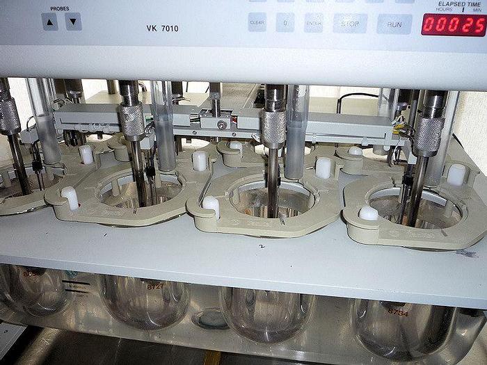Used W 14221 E - Dissolution Tester VANKEL VK 7010 with VK 750-D