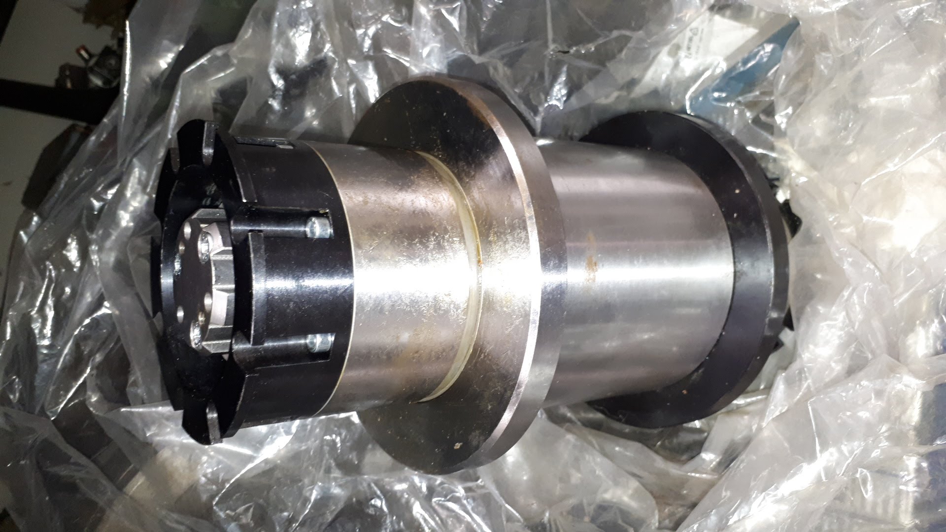Used Mikrosa Kronos S CNC (mandrino di ricambio per mola di traino)