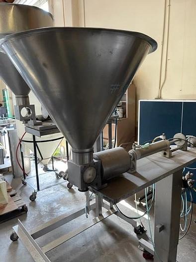 Used Geyer Single Piston Filler