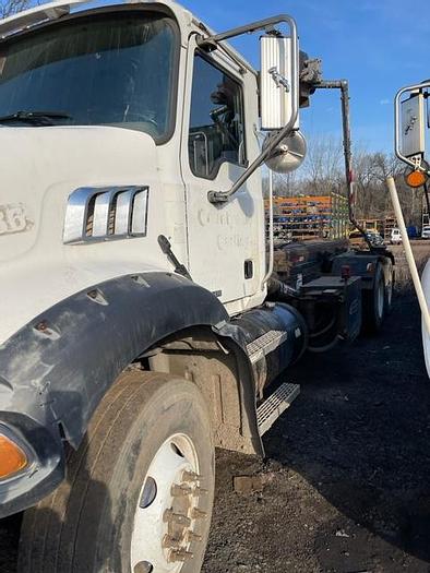 Used 2007 MACK GRANITE CV713 ROLL OFF TRUCK