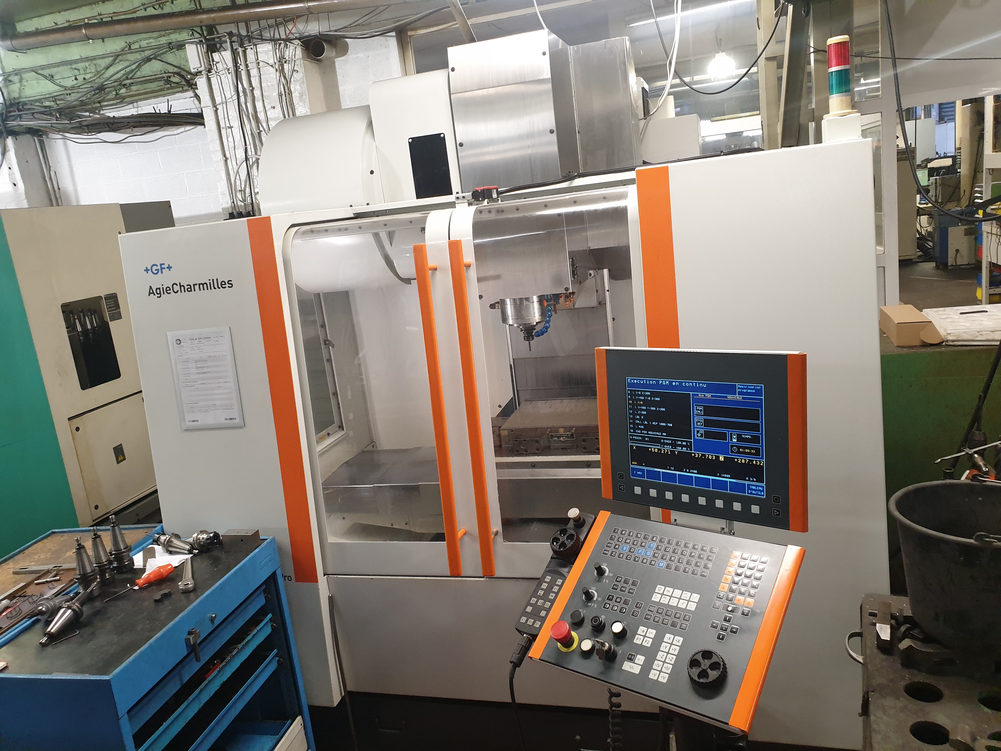 Gebruikt 2002 Mikron VCE 600 Pro