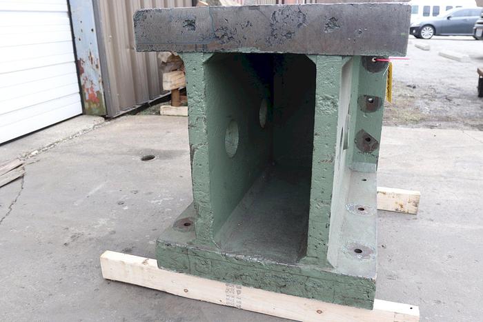 Used 23" x 32" x 27" Cast Angle Plate