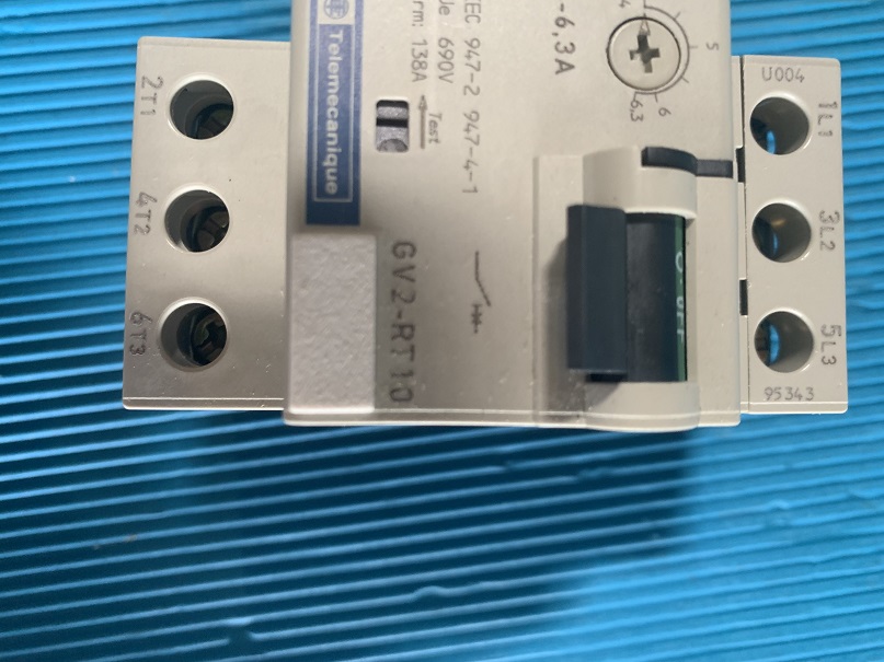 Used Telemecanique Motor Circuit Breaker GV2-RT10