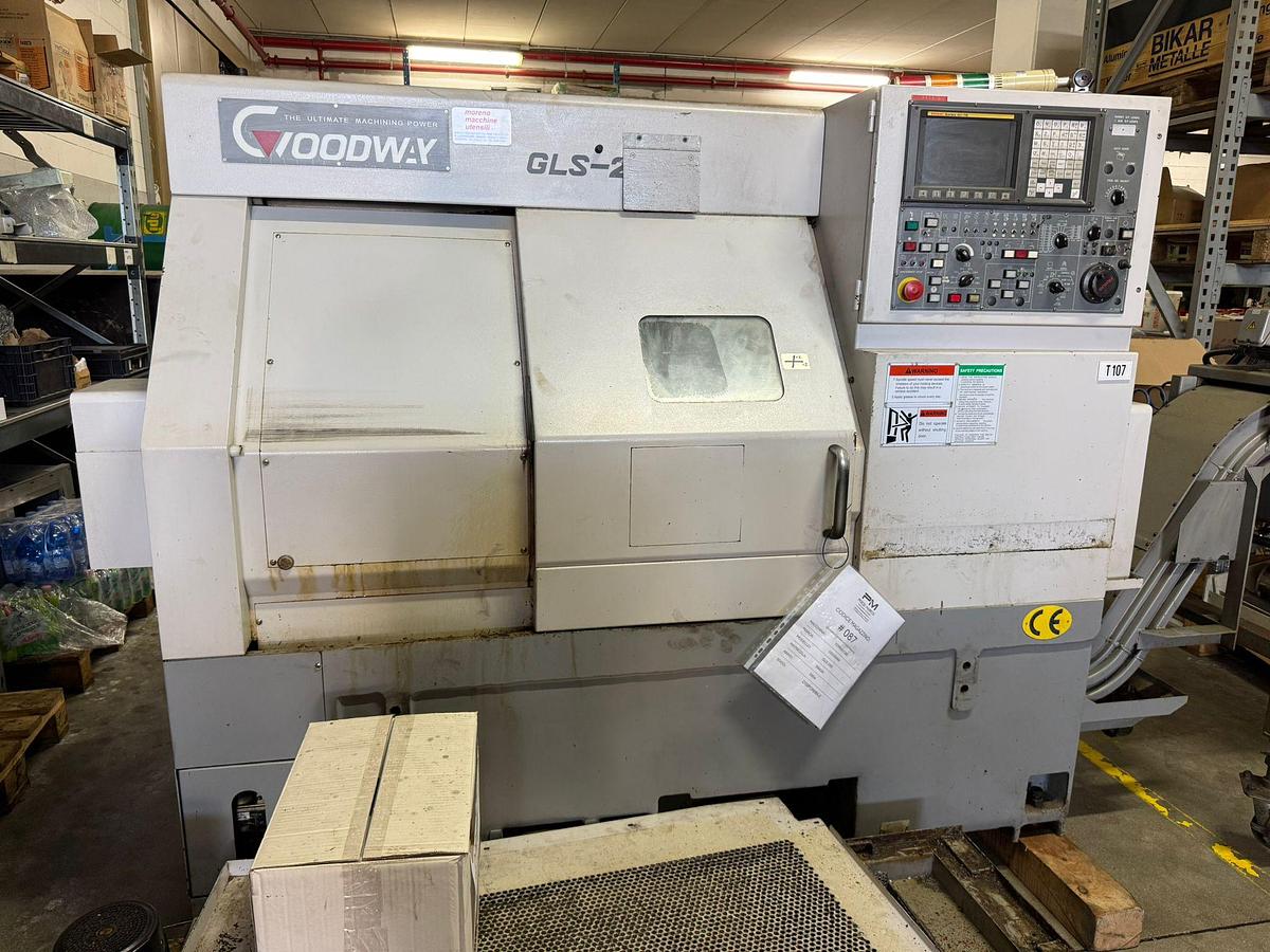 Usato 2004 TORNIO CNC GOODWAY GLS-200