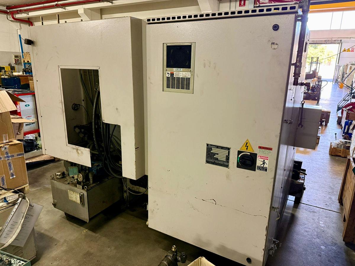 Usato 2004 TORNIO CNC GOODWAY GLS-200