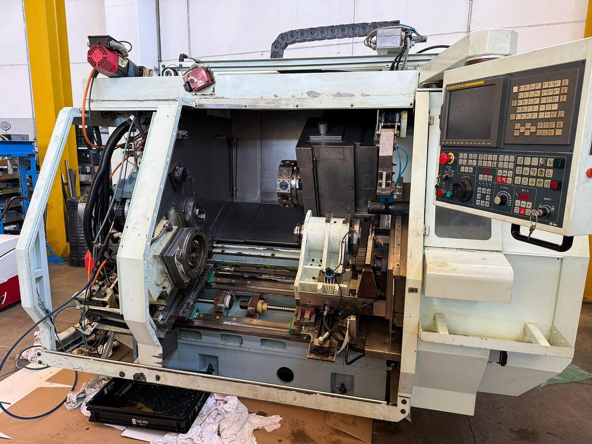 Usato 2004 TORNIO CNC BIGLIA B 470 YSM