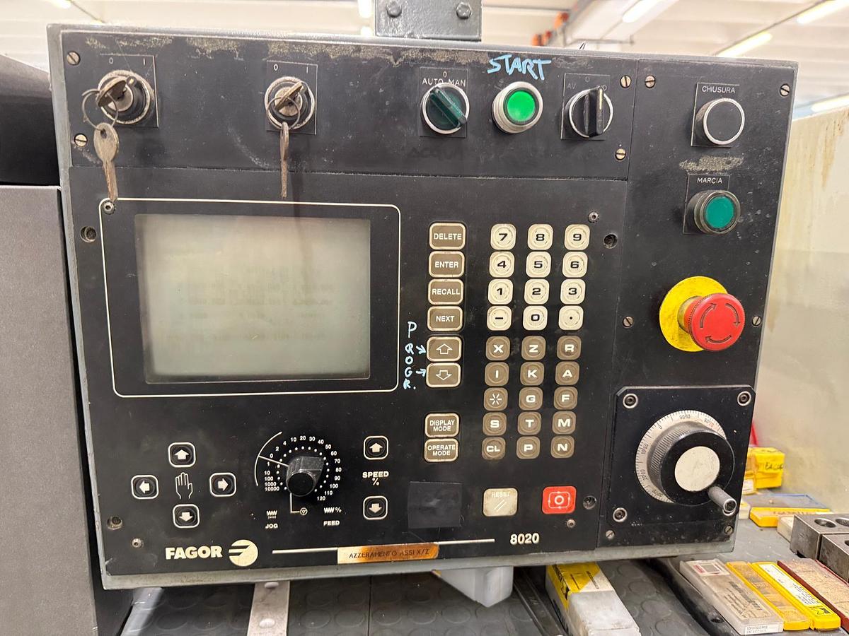 Usato SAEILO SAMAI T 200 CNC
