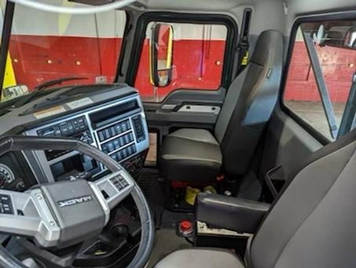 Used 2019 Mack Granite CV713