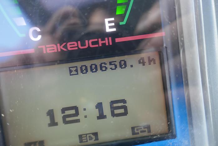 Used 2015 TAKEUCHI TB216