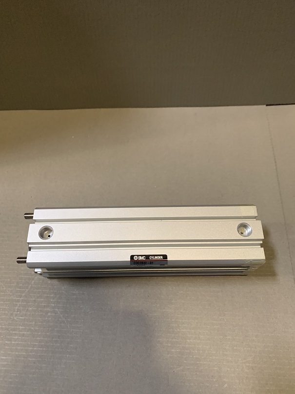 Used SMC Cylinder CDQ2B32-01-57637