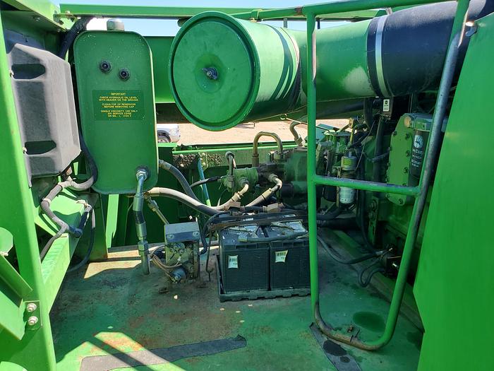 Used John Deere 9600 Combine w/ Corn + Grain Heads