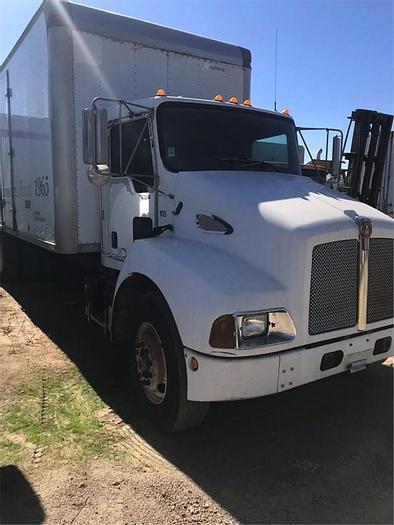 Used 2005 KENWORTH T400