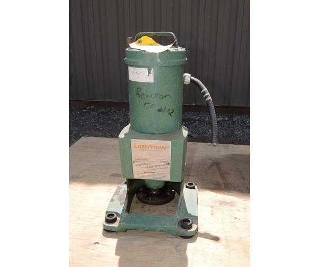 Used USED LIGHTNIN TOP ENTRY MIXER, MODEL XJQ 87, 0.75 HP