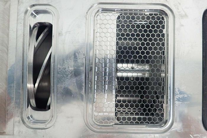 Used Pfeiffer SplitFlow 310 3P Agilent G2571-80310 Vacuum Pump w/ Controller TC 400