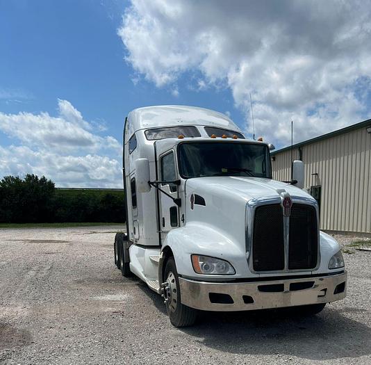 Used 2012 KENWORTH T660